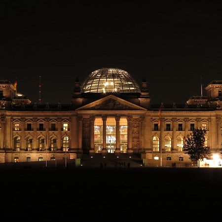 Apartment&Rooms near Brandenburg Gate Berlin Exterior foto