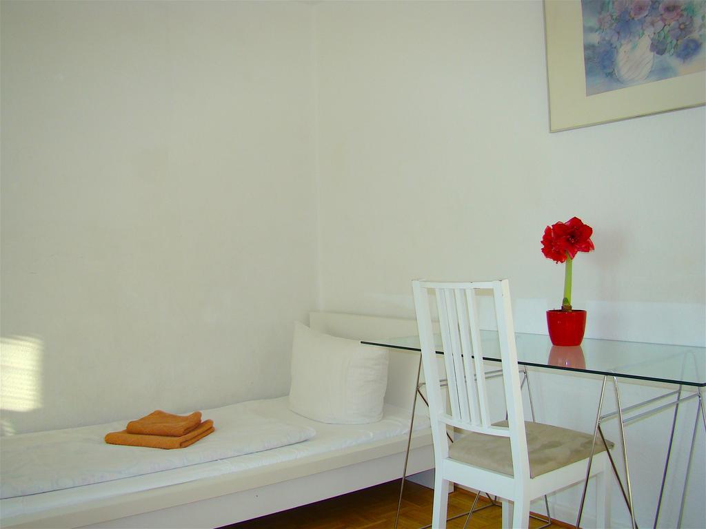 Apartment&Rooms near Brandenburg Gate Berlin Exterior foto