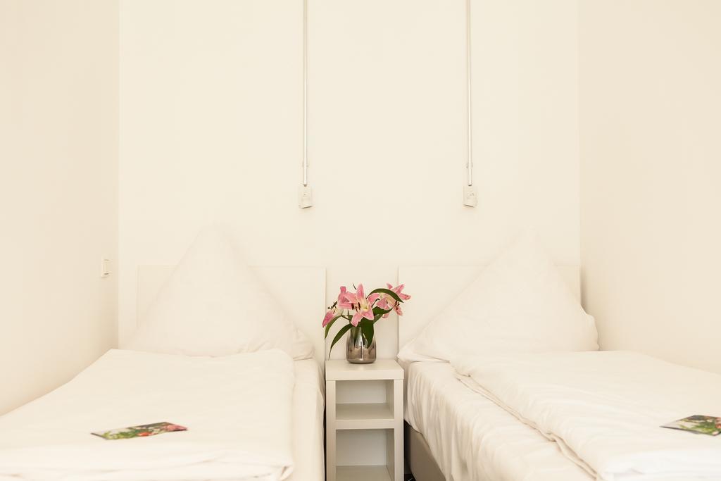 Apartment&Rooms near Brandenburg Gate Berlin Exterior foto